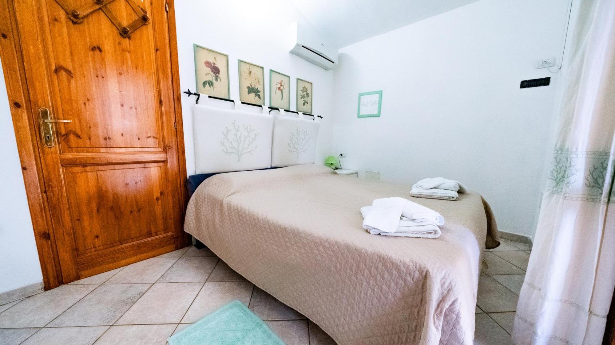 Bed and Breakfast Da Teresa Сан-Теодоро Экстерьер фото